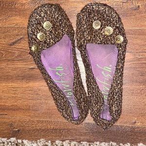 Blowfish brown flats